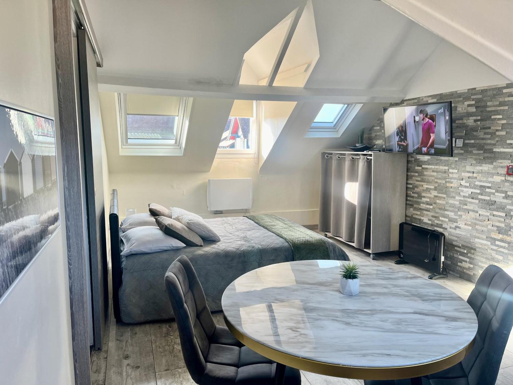 La Villa L'Oiseau Bleu Proche De La Plage Et De Deauville !!! Awards 2025 Blonville-sur-Mer Esterno foto