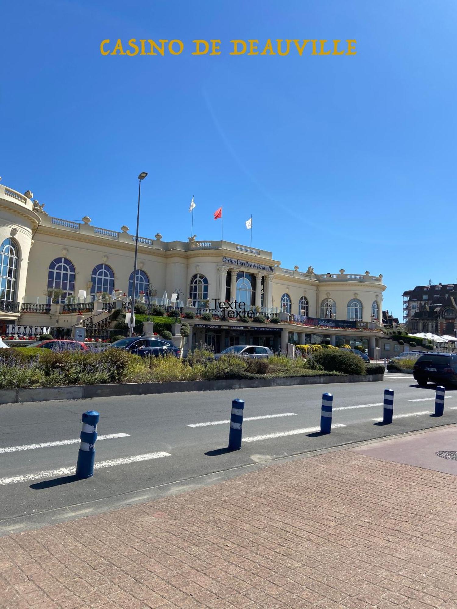La Villa L'Oiseau Bleu Proche De La Plage Et De Deauville !!! Awards 2025 Blonville-sur-Mer Esterno foto